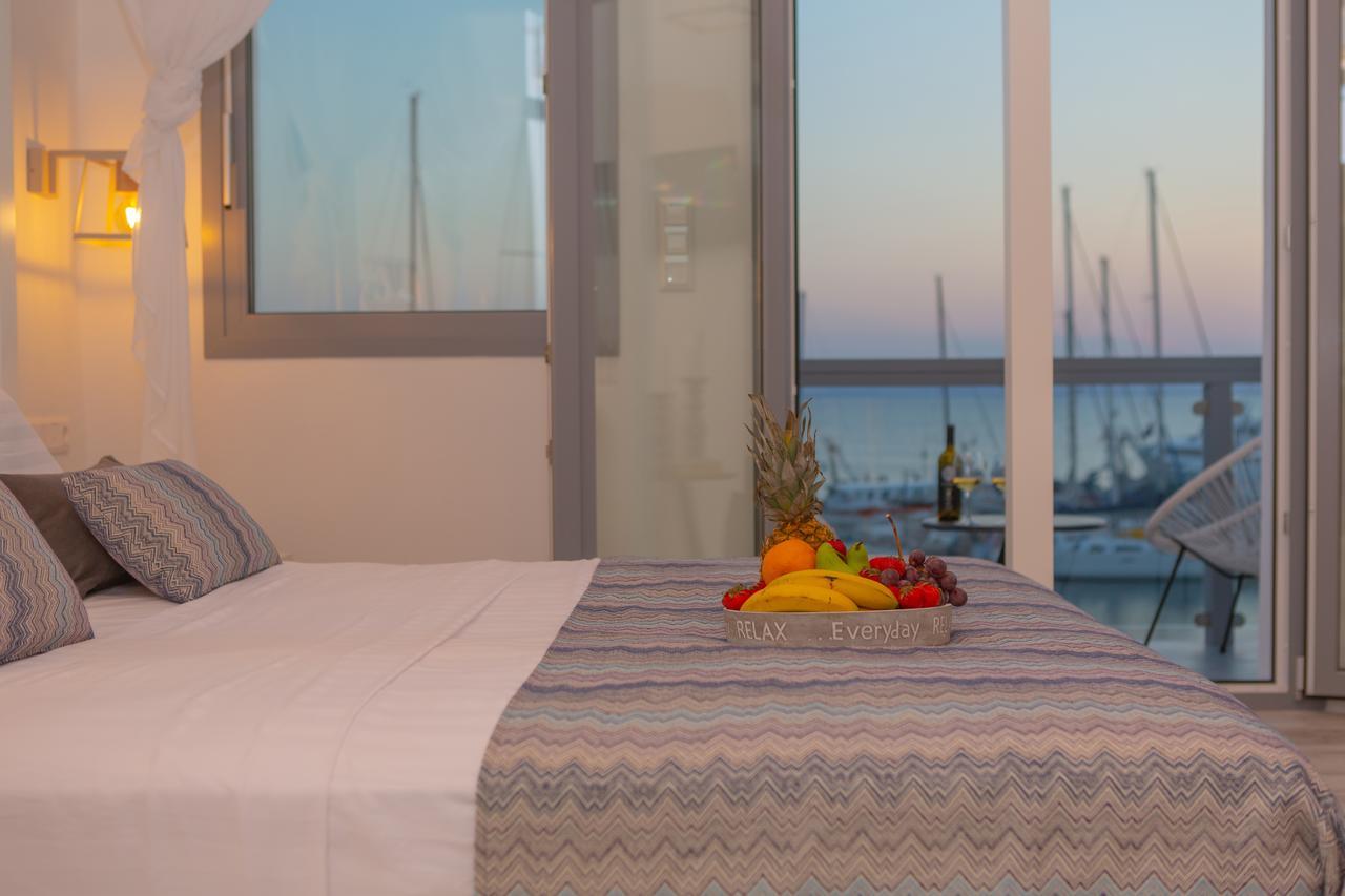 Naxos Riviera Suites Naxos City Экстерьер фото